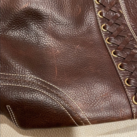 Vintage brown leather shoulder Coach Bag - Picture 15 of 16